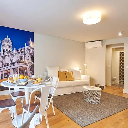 Modern Bica Dos Olhos Apartment *