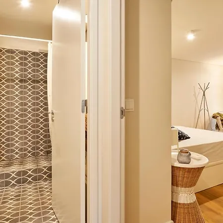 Appartement Modern Bica Dos Olhos