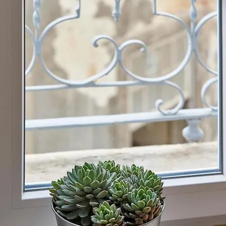 Modern Bica Dos Olhos Apartment Lisbon