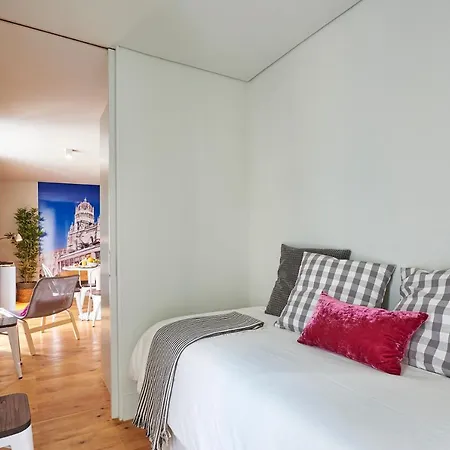 Modern Bica Dos Olhos Appartement